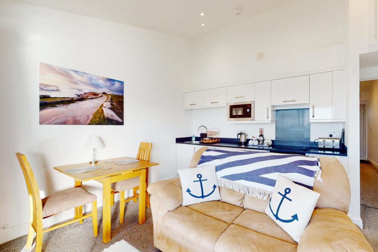 Crabbers' Wharf Aparthotel Portland Exterior foto