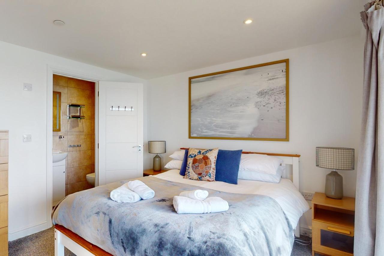 Crabbers' Wharf Aparthotel Portland Exterior foto